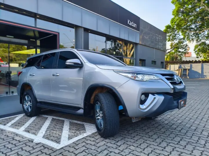 HILUX 2.7 SR 4X2 CD 16V