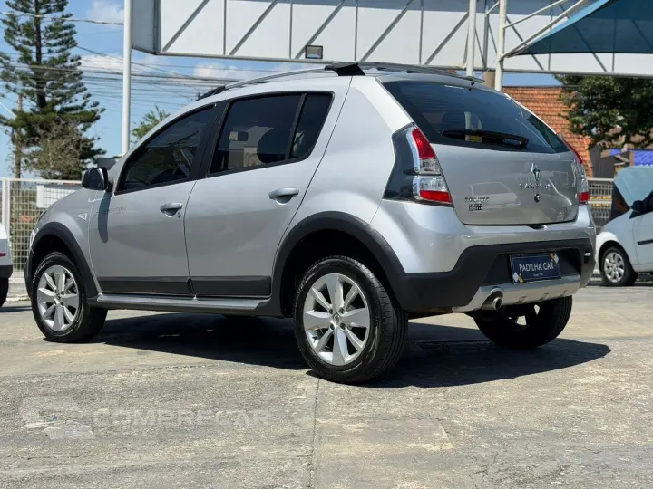 SANDERO STEPWAY Hi-Flex 1.6 16V 5p