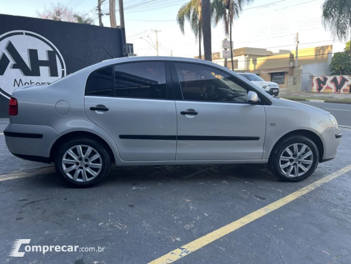 Polo Sedan 1.6 Mi Total Flex 8V 4p
