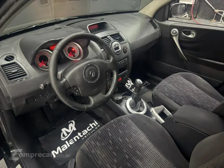 MEGANE 1.6 DYNAMIQUE GRAND TOUR 16V FLEX 4P MANUAL