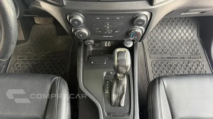 FORD RANGER 2.2 BLACK 4X2 CD 16V