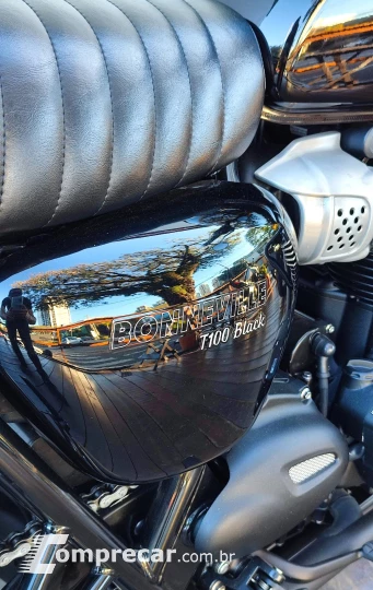 TRIUMPH BONNEVILLE T100 BLACK 900