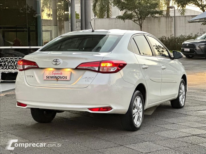 YARIS 1.5 16V FLEX SEDAN XL PLUS TECH MULTIDRIVE