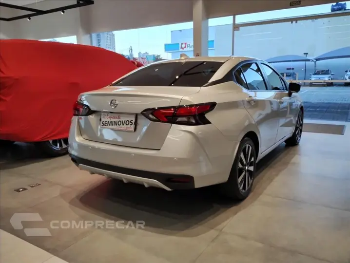 VERSA 1.6 16V FLEX EXCLUSIVE XTRONIC