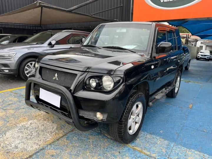 Pajero TR4