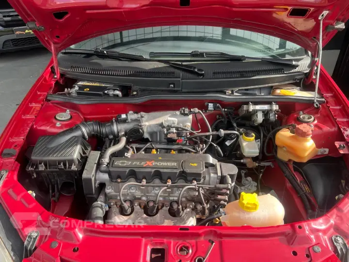 CELTA 1.0 MPFI Life 8V