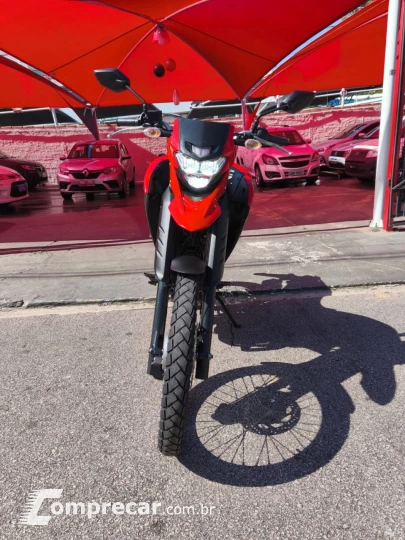 XTZ 250 LANDER
