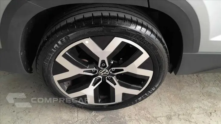 TAOS 1.4 250 TSI TOTAL FLEX HIGHLINE AUTOMÁTICO