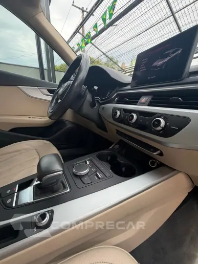 A4 Attraction 2.0 TFSI 190cv S tronic