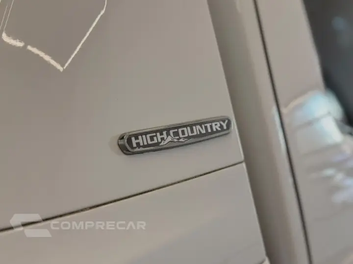 S10 2.8 HIGH COUNTRY 4X4 CD 16V TURBO DIESEL 4P AUTOMÁTICO