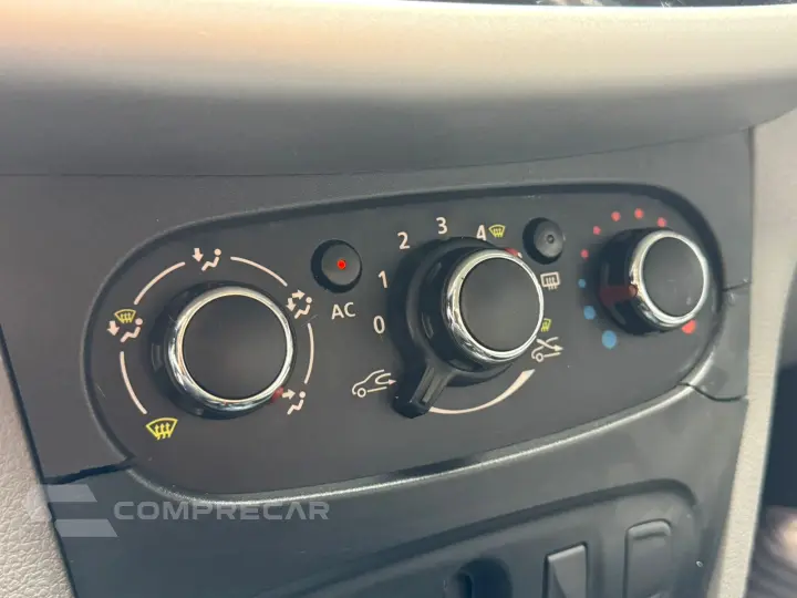 LOGAN 1.6 Expression 8V