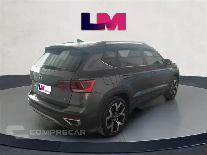 TAOS 1.4 250 TSI TOTAL FLEX HIGHLINE AUTOMÁTICO