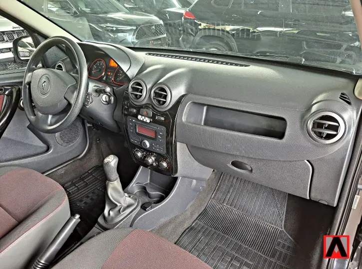 SANDERO 1.6 16V SCE Stepway