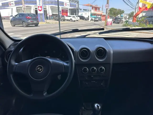 PRISMA - 1.4 MPFI MAXX 8V 4P MANUAL