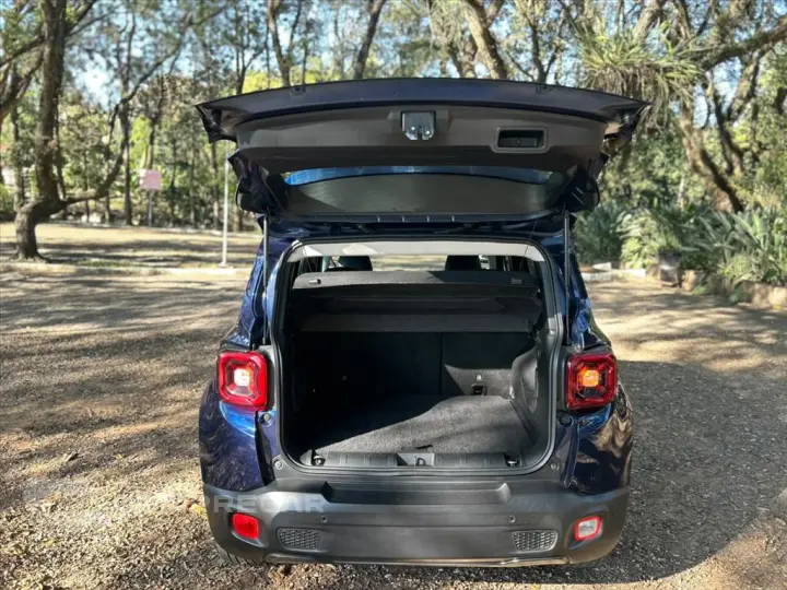 RENEGADE 1.8 16V FLEX LONGITUDE 4P AUTOMÁTICO