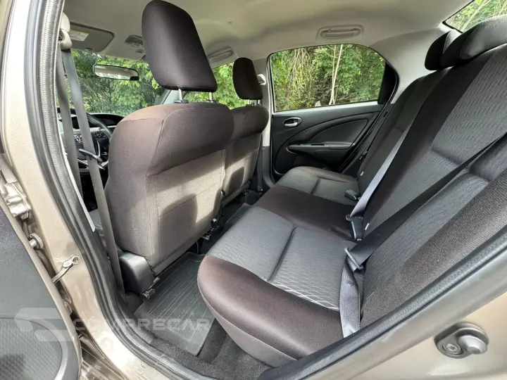 ETIOS 1.5 X Plus Sedan 16V