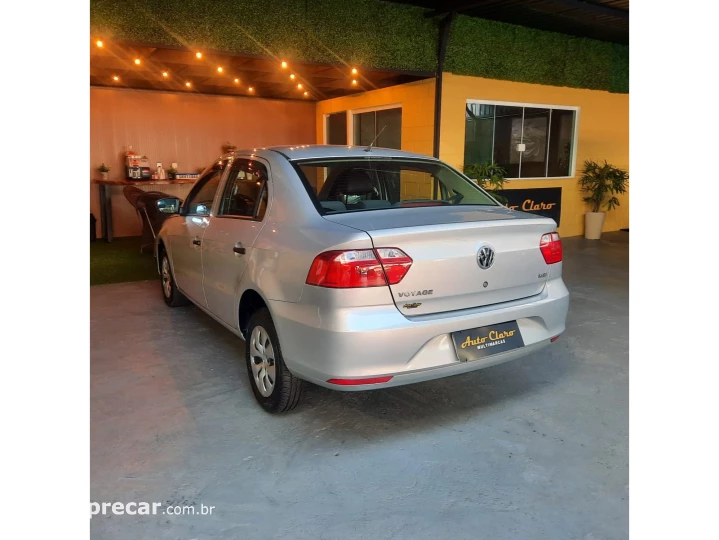 VOYAGE 1.6 MI CITY 8V FLEX 4P MANUAL