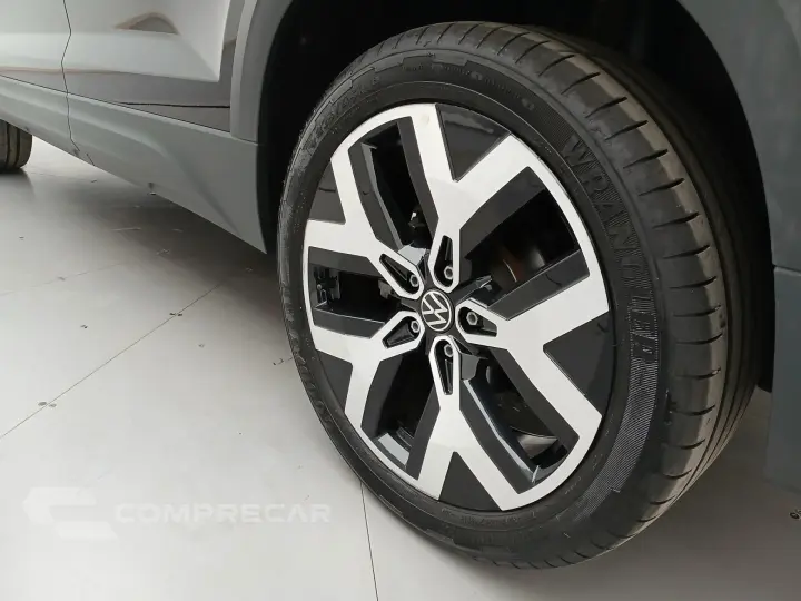 TAOS 1.4 250 TSI TOTAL FLEX HIGHLINE AUTOMÁTICO