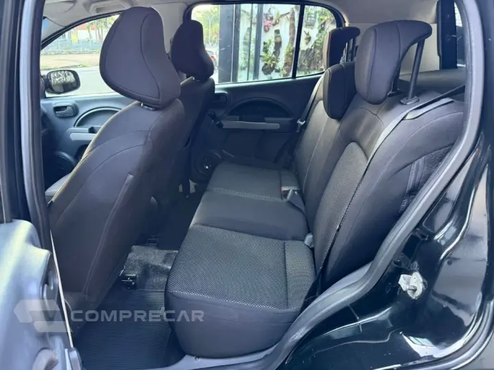 UNO VIVACE Celeb. 1.0 EVO F.Flex 8V 5p