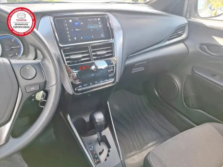 YARIS 1.5 16V FLEX XL MULTIDRIVE