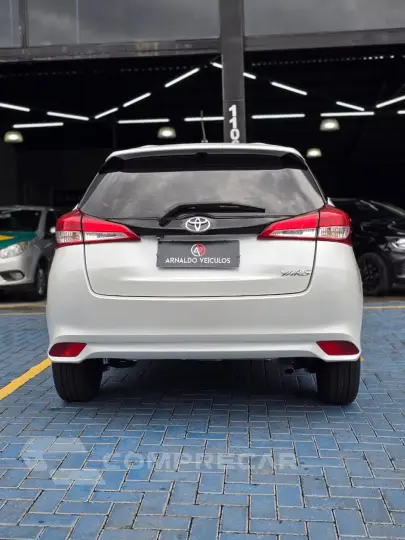 YARIS XL Live 1.3 Flex 16V 5p Aut.