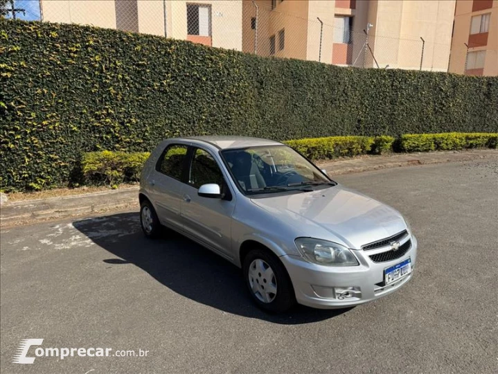 CELTA 1.0 MPFI LT 8V