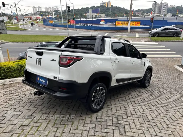 Strada Ultra 1.0 Flex Turbo CD Aut.
