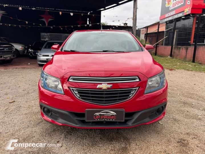 Onix Hatch 1.4 4P FLEX LT AUTOMÁTICO