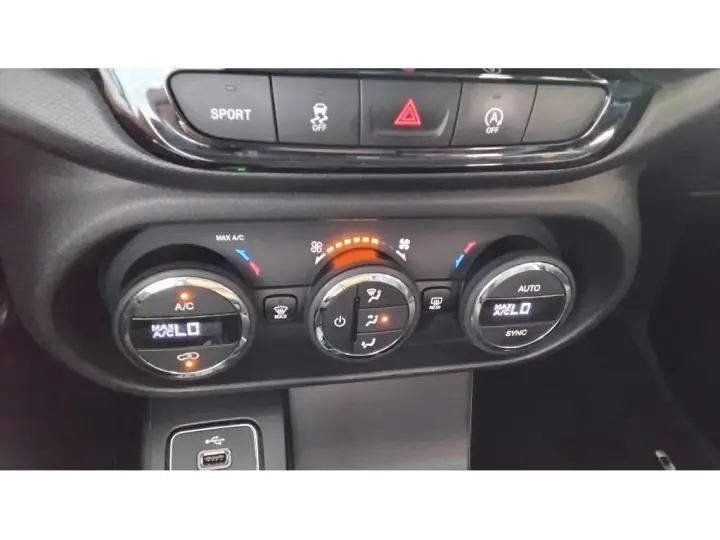 TORO 1.8 16V EVO FLEX FREEDOM AT6