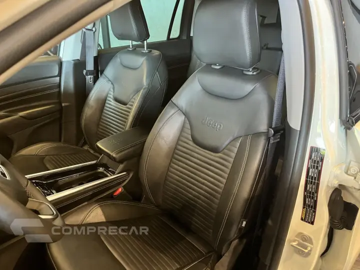 Commander 1.3 16V 4P FLEX T270 LONGITUDE TURBO AUTOMÁTICO AT