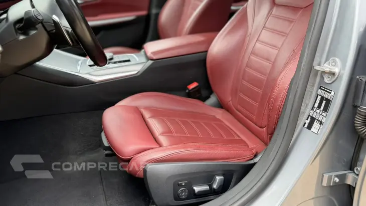 320iA 2.0 TB M Sport A.Flex/M.Sport 4p