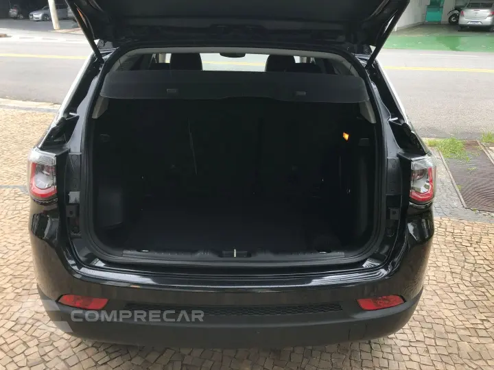 Compass 2.0 16V Flex Longitude Automático