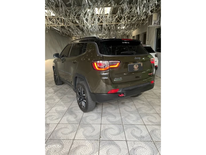COMPASS 2.0 16V DIESEL TRAILHAWK 4X4 AUTOMÁTICO