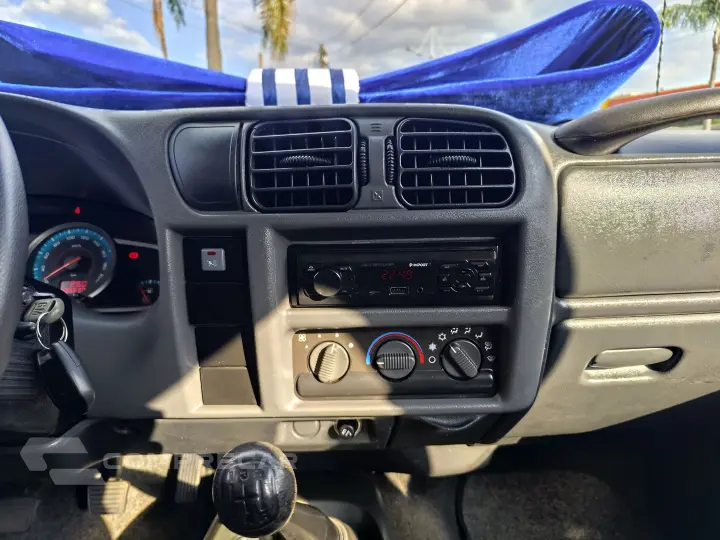 S10 2.4 MPFI EXECUTIVE 4X2 CD 8V FLEX 4P MANUAL