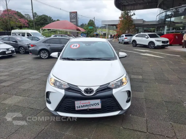 YARIS 1.5 16V FLEX SEDAN XS MULTIDRIVE