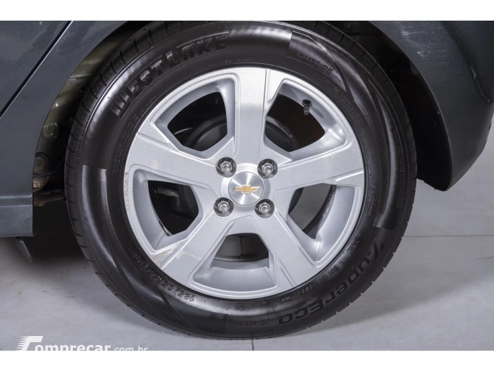 ONIX 1.4 MPFI LT 8V FLEX 4P AUTOMÁTICO