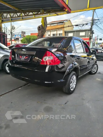 FIESTA 1.6 MPI Sedan 8V