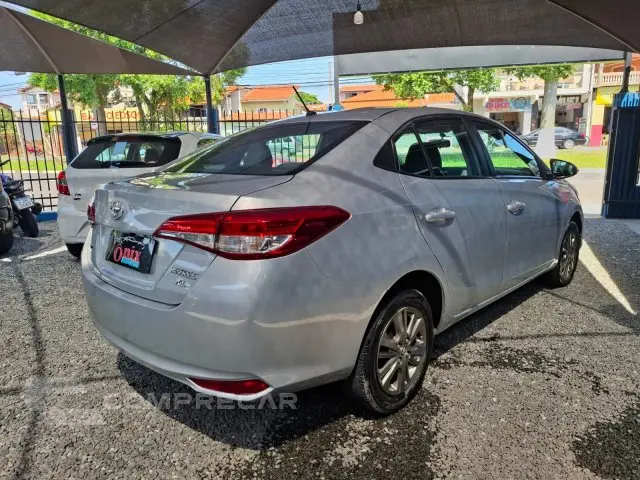 YARIS SEDAN - 1.5 16V SEDAN XL PLUS CONNECT MULTIDRIVE