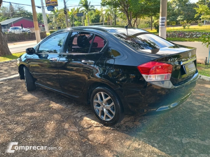 CITY 1.5 EX Sedan 16V