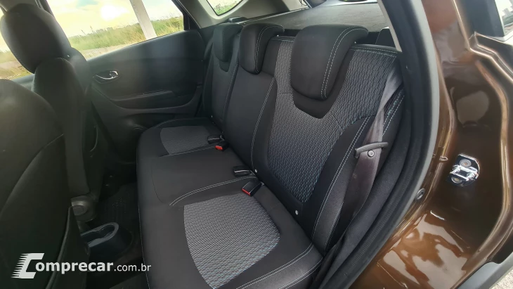 Captur Life 1.6 16v SCe CVT (Flex)