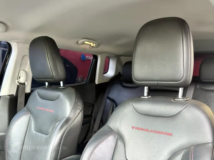 COMPASS 2.0 16V DIESEL TRAILHAWK 4X4 AUTOMÁTICO