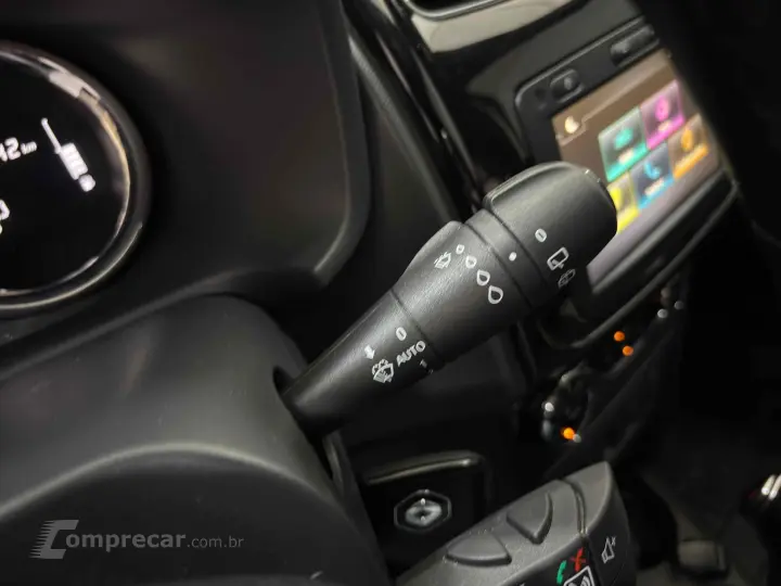 SANDERO 1.6 16V SCE FLEX STEPWAY ICONIC X-TRONIC