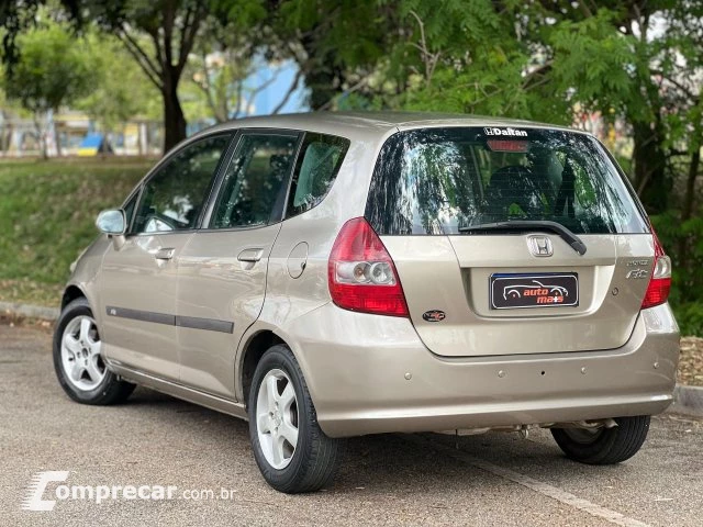 FIT - 1.4 LXL 8V 4P AUTOMÁTICO