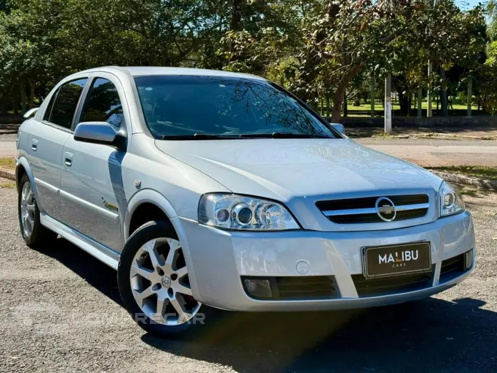 ASTRA 2.0 MPFI Advantage 8V