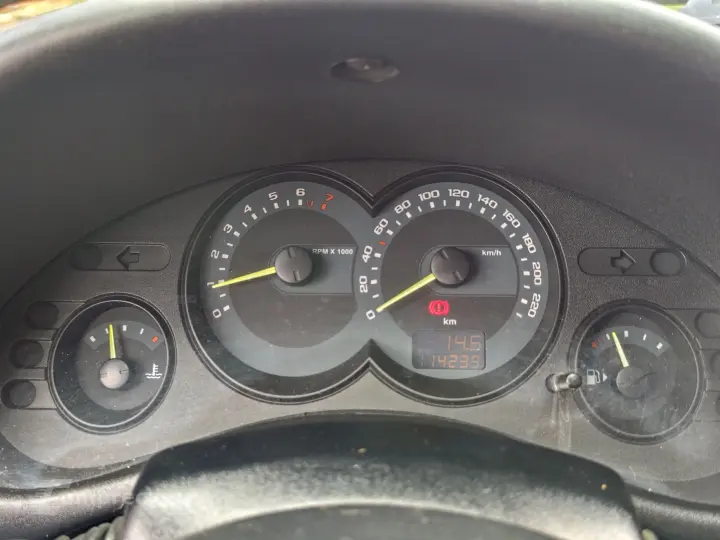 CLASSIC 1.0 MPFI LS 8V FLEX 4P MANUAL