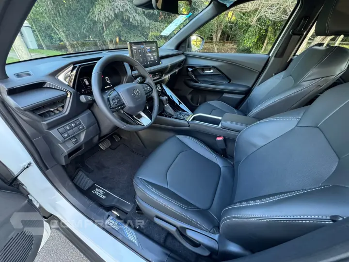 YARIS CROSS 1.5 VVT-I XRX