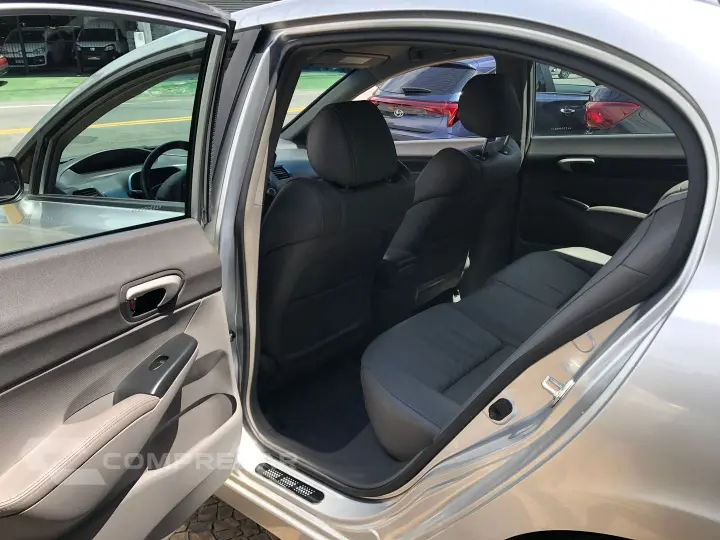 Civic 1.8 Lxl 16V Flex 4P Automático