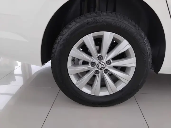 Virtus 1.0 4P 200 TSI FLEX COMFORTLINE AUTOMÁTICO