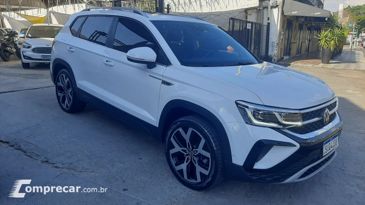 TAOS 1.4 250 TSI Highline