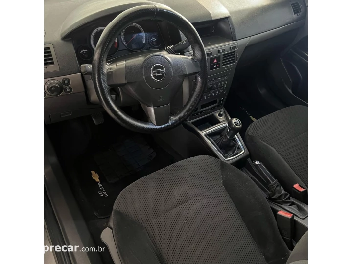 VECTRA 2.0 MPFI GT HATCH 8V FLEX 4P MANUAL